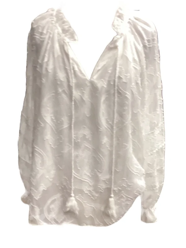 Top Long Sleeve By Champagne In White, Size: M