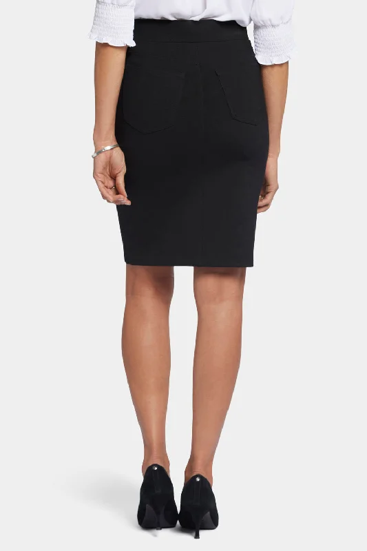 5 Pocket Pull-On Skirt - Black