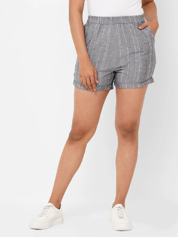 Women's Black Linen Viscose Regular Fit Shorts