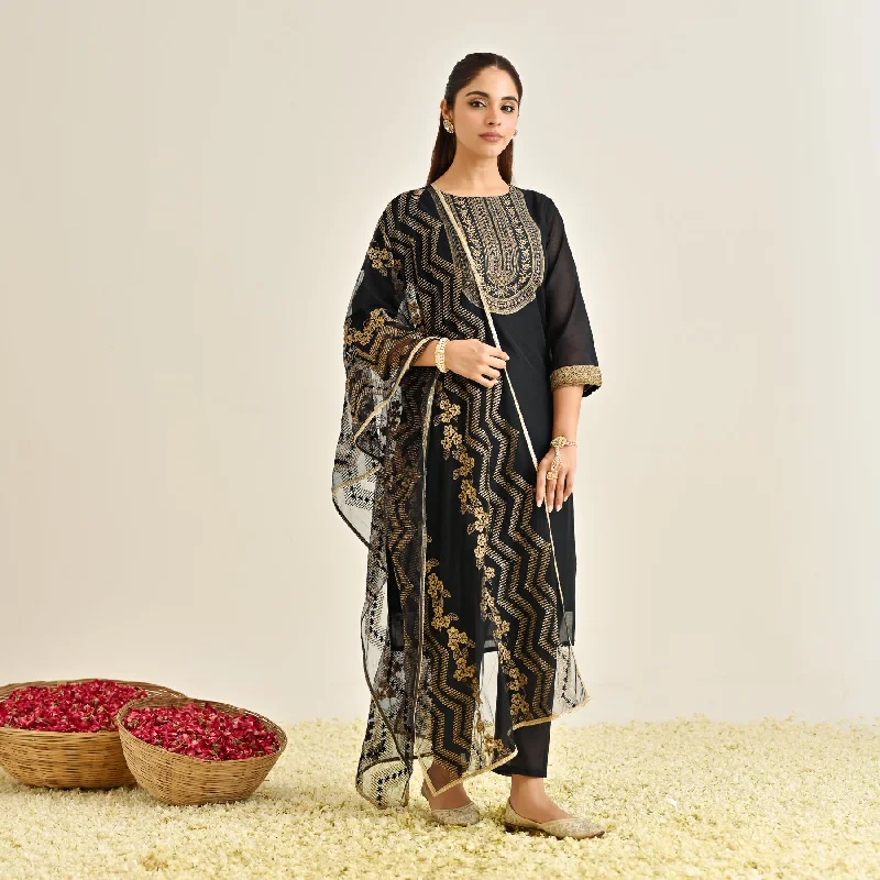 Black Festive Embroidered Kurta Set with Embroidered Dupatta & Yoke Detail