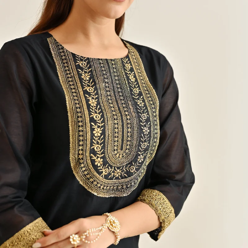 Black Festive Embroidered Kurta Set with Embroidered Dupatta & Yoke Detail