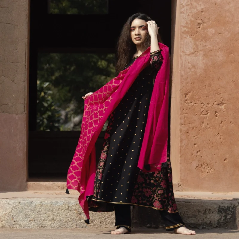 Black & Pink Lotus Printed Full Kurta Set for Women with Dupatta & Tassel Details