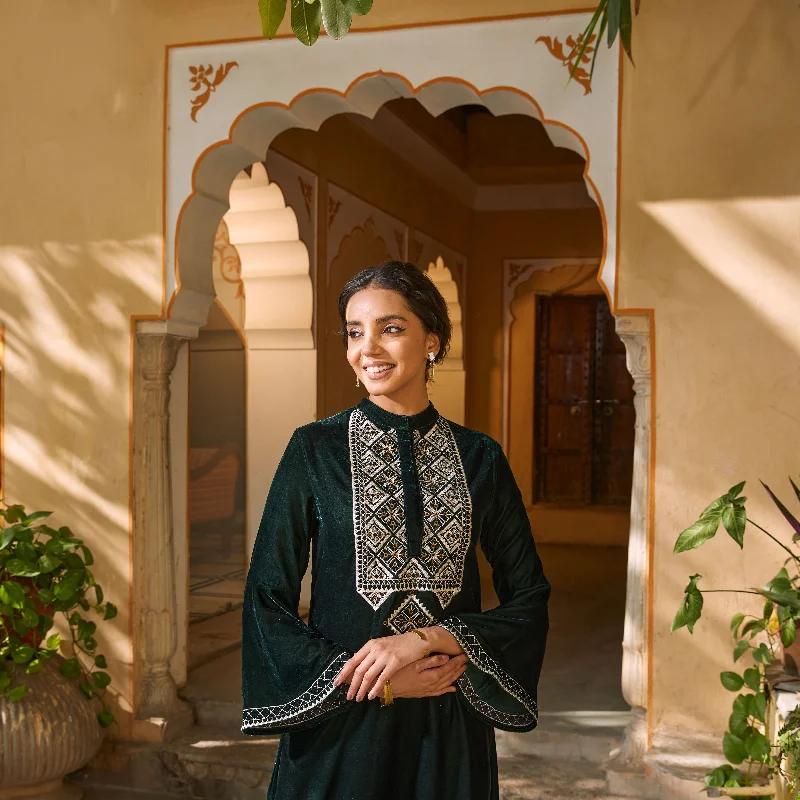 Emerald Green Embroidered Kurta with Bell Sleeves