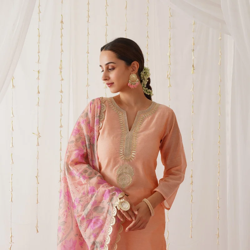 Peach Embroidered Chanderi Kurta Pant Dupatta Set with Gota Details