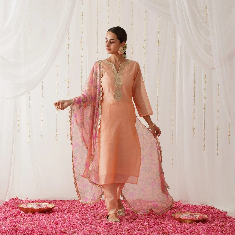 Peach Embroidered Chanderi Kurta Pant Dupatta Set with Gota Details