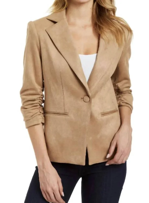 Serena Blazer In Toast